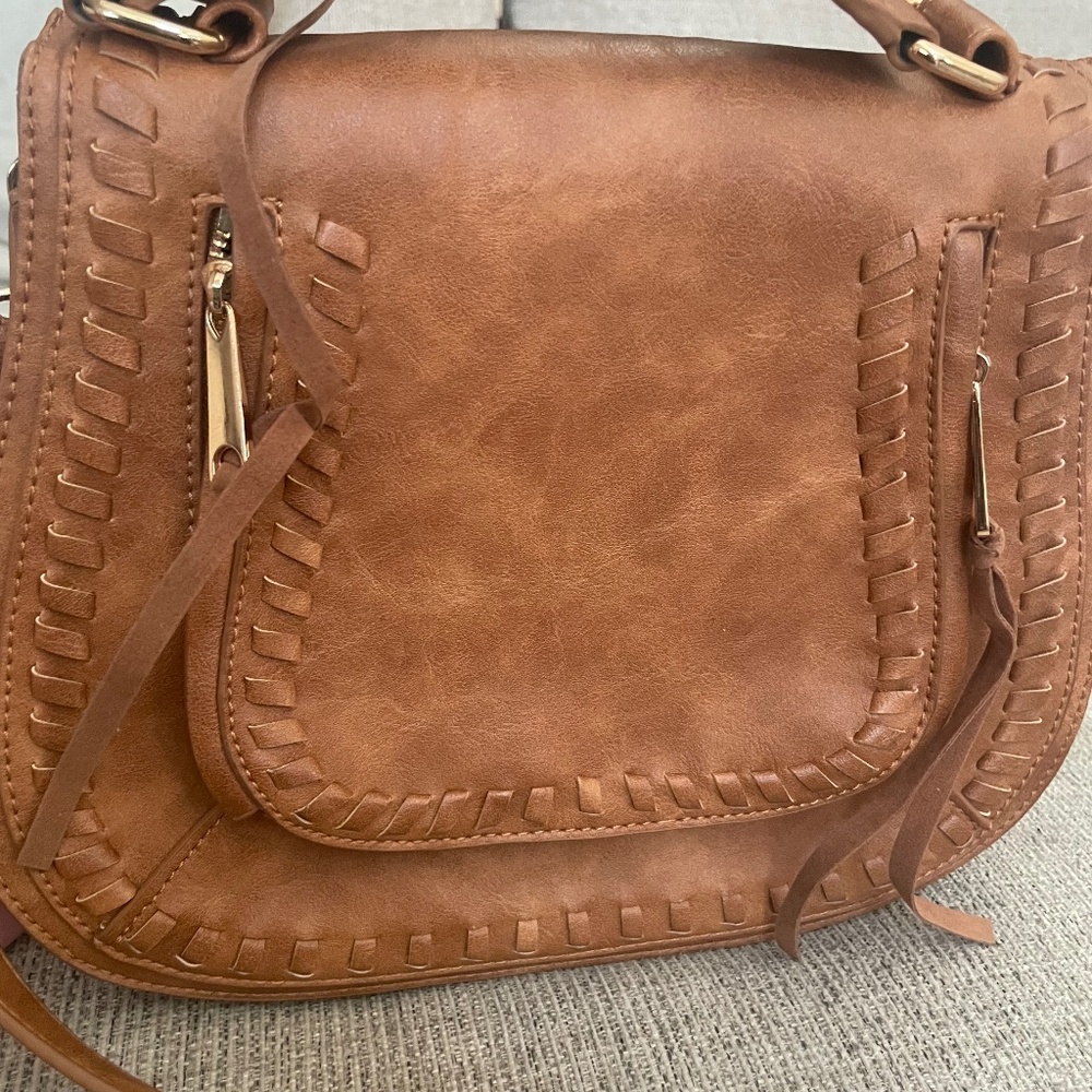 Vici Caramel crossbody